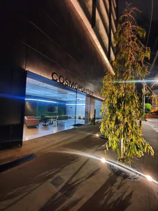 Cosmopolitan Apt 1407, 5 Star Facilities, 15M Sjo Airport, Parking, Pool, Gym سان هوزيه المظهر الخارجي الصورة